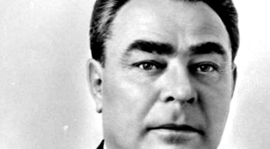 Особенности жизни при Брежневе Особенности жизни при Брежневе
